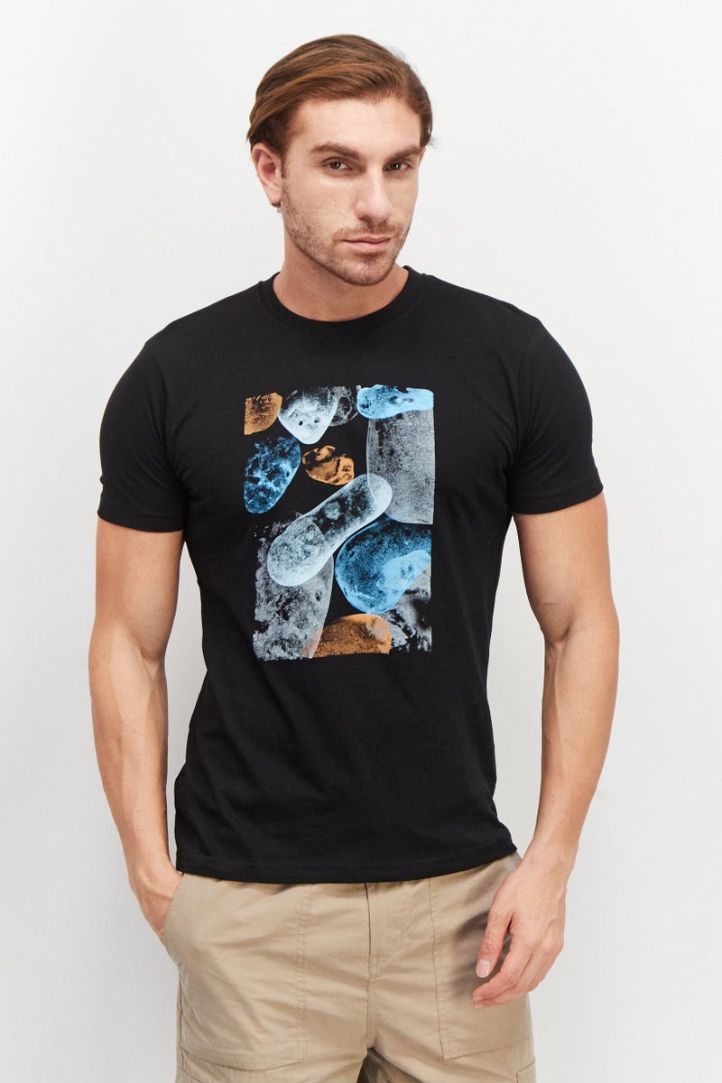 Tailored Recreation تي شيرت رجالي بأكمام قصيرة وياقة دائرية، مطبوع برسومات، أسود - Image 1